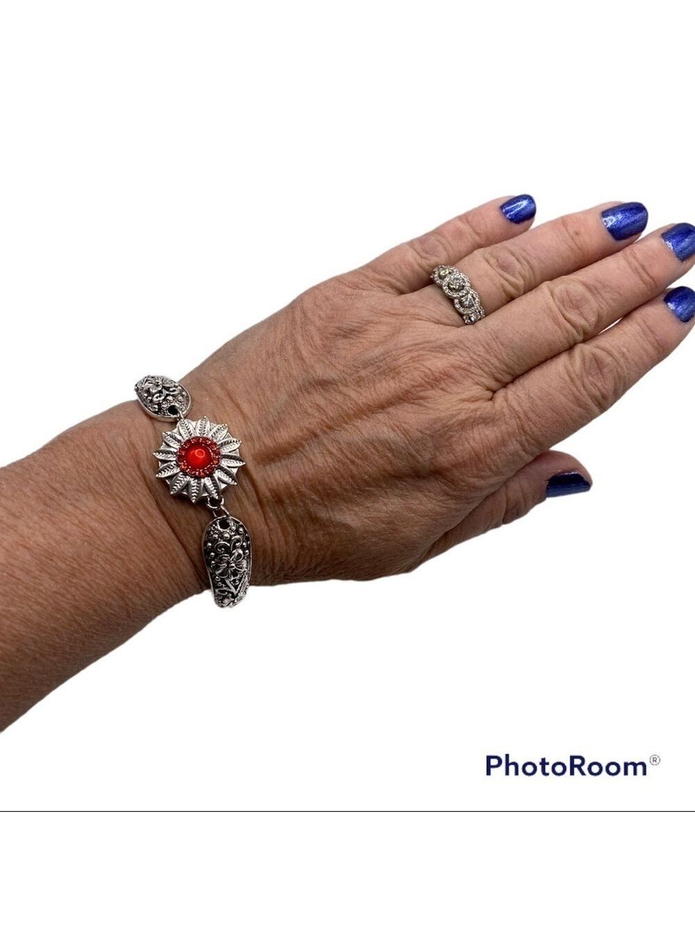 Elegant Victorian Style Floral Bangle Bracelet & Red Sunflower Ginger Snap NWT